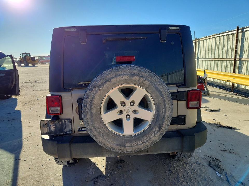 Продажа на аукционе авто 2016 Jeep Wrangler Unlimited, vin: 1C4BJWKG9GL266399, номер лота: 76418195