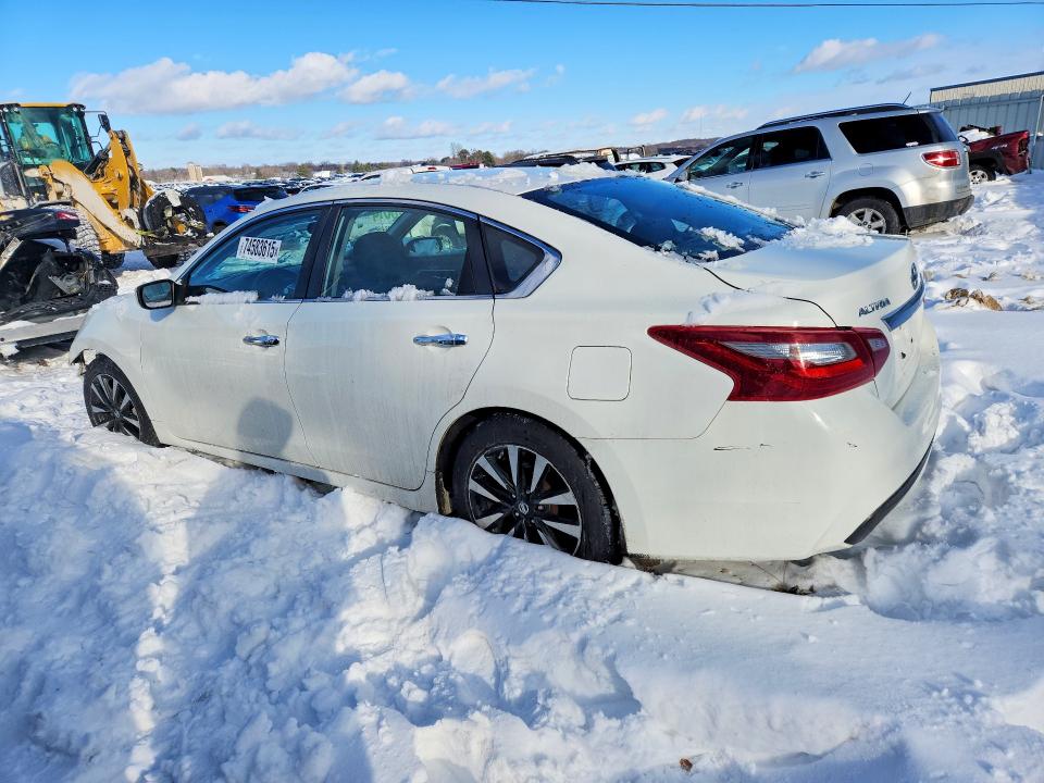 74583615 :رقم المزاد ، 1N4AL3AP5JC266385 vin ، 2018 Nissan Altima مزاد بيع