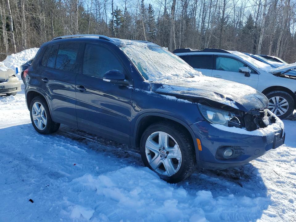 2015 Volkswagen Tiguan მანქანა იყიდება აუქციონზე, vin: WVGJV7AX1FW553557, აუქციონის ნომერი: 74261095