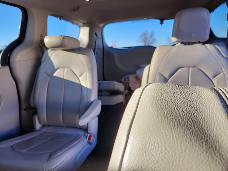 78506495 :رقم المزاد ، 2C4RC1BG4HR803670 vin ، 2017 Chrysler Pacifica مزاد بيع