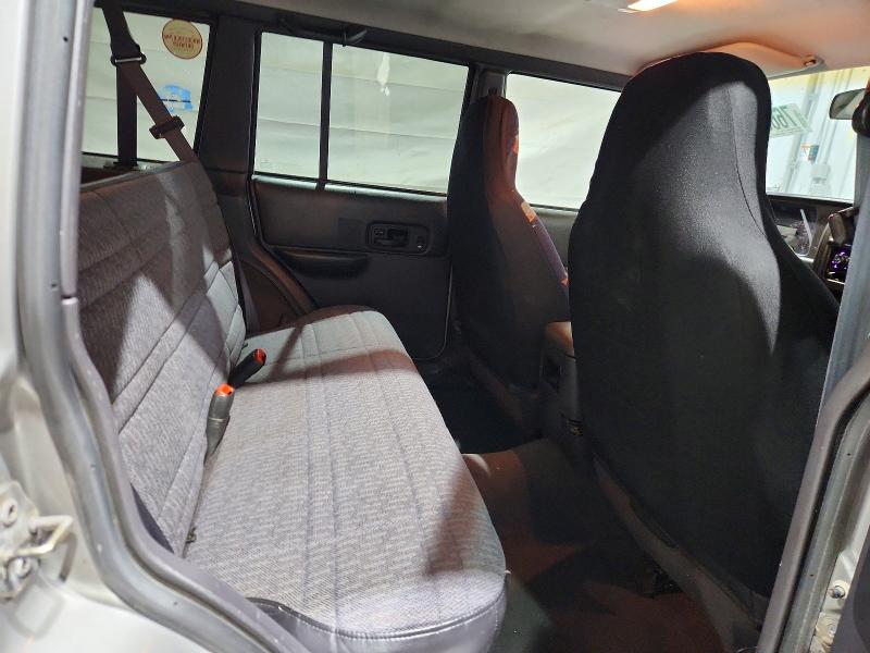 76601495 :رقم المزاد ، 1J4FF48S11L559573 vin ، 2001 Jeep Cherokee مزاد بيع