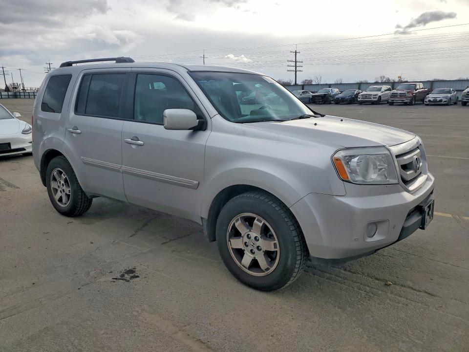 77830595 :رقم المزاد ، 5FNYF4H95BB068651 vin ، 2011 Honda Pilot مزاد بيع