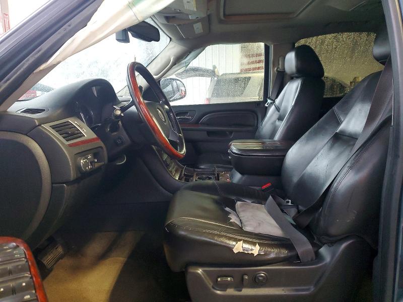 Продажа на аукционе авто 2010 Cadillac Escalade, vin: 1GYUKBEF8AR197348, номер лота: 79193345