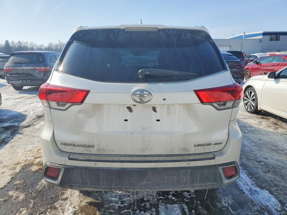 2018 Toyota Highlander მანქანა იყიდება აუქციონზე, vin: 5TDDZRFH5JS804320, აუქციონის ნომერი: 78186085