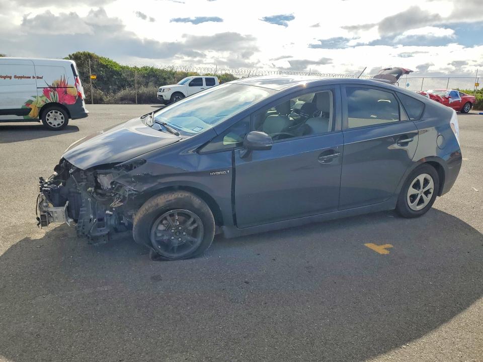 2013 Toyota Prius მანქანა იყიდება აუქციონზე, vin: JTDKN3DU7D5564696, აუქციონის ნომერი: 78385385