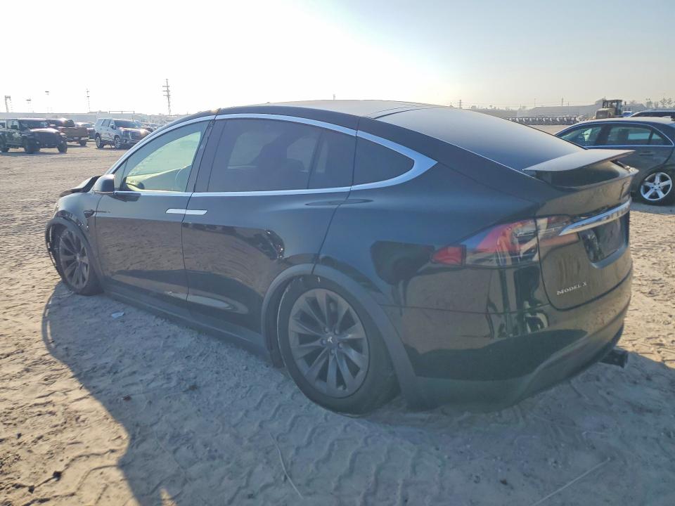 2017 Tesla Model X მანქანა იყიდება აუქციონზე, vin: 5YJXCDE26HF056769, აუქციონის ნომერი: 79447975