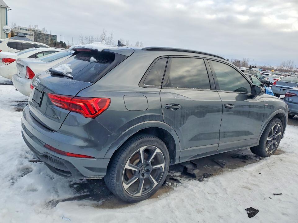 77525985 :رقم المزاد ، WA1EECF31R1200462 vin ، 2024 Audi Q3 مزاد بيع