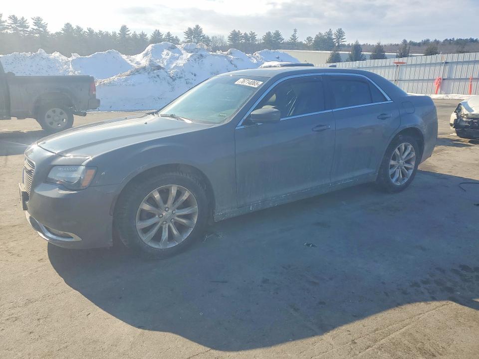 2017 Chrysler 300 მანქანა იყიდება აუქციონზე, vin: 2C3CCARG9HH624224, აუქციონის ნომერი: 76714065