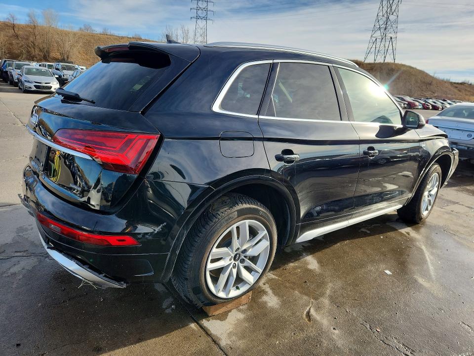 76650715 :رقم المزاد ، WA1GAAFY3N2053277 vin ، 2022 Audi Q5 مزاد بيع