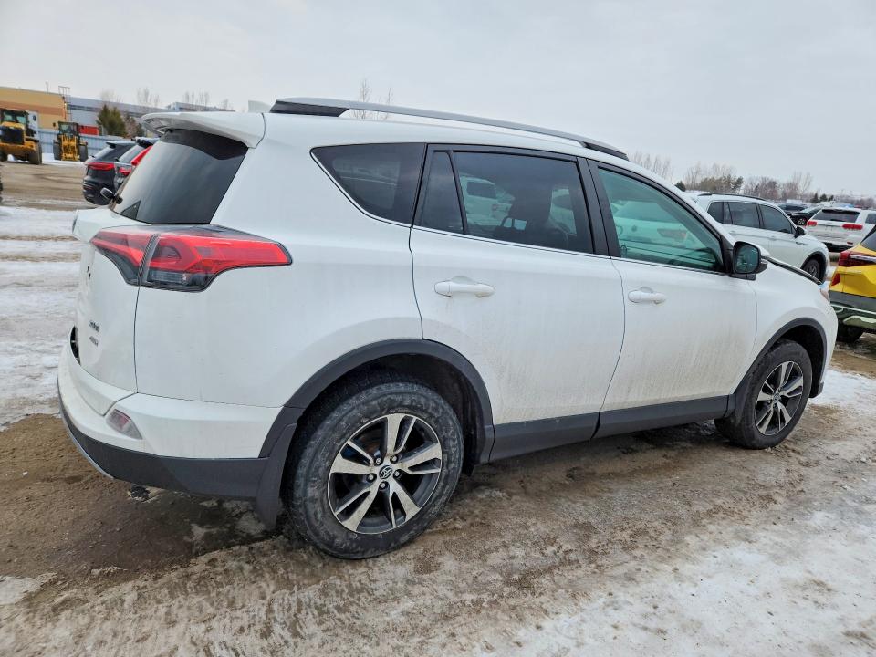 Aukcja sprzedaży 2018 Toyota Rav4, vin: 2T3RFREV7JW811211, numer aukcji: 77300415