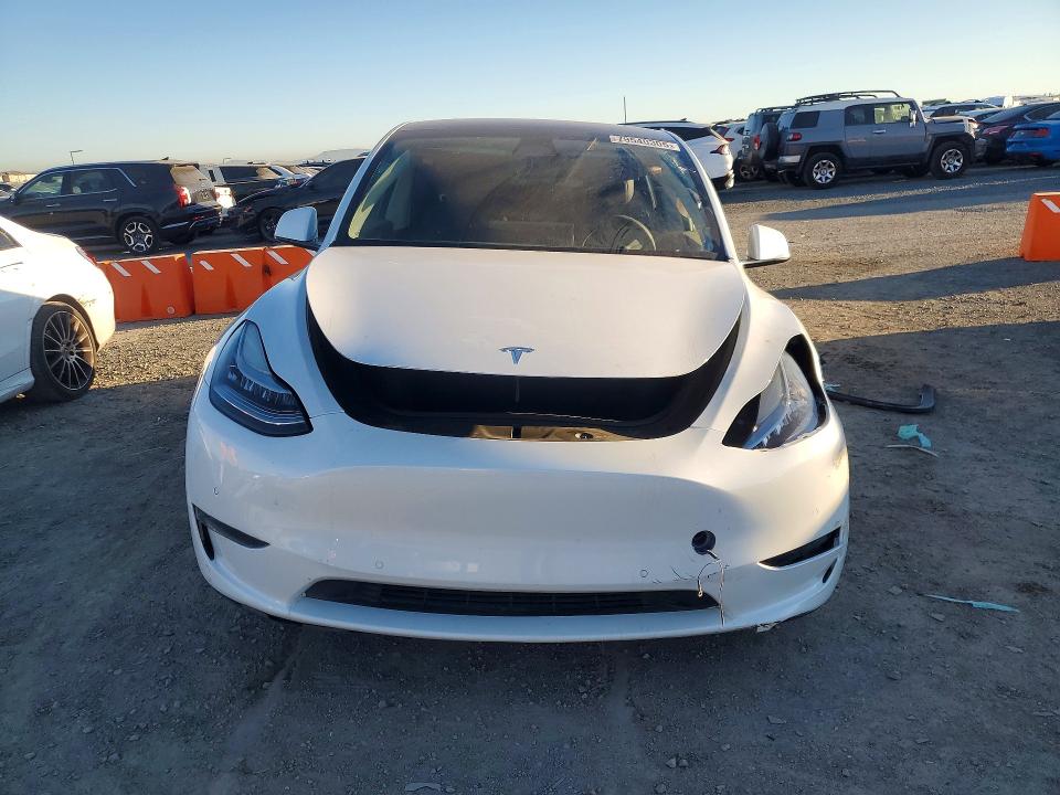 79540305 :رقم المزاد ، 5YJYGAEEXMF275293 vin ، 2021 Tesla Model Y مزاد بيع