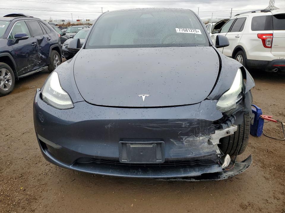 77681225 :رقم المزاد ، 5YJYGDEE2LF034795 vin ، 2020 Tesla Model Y مزاد بيع