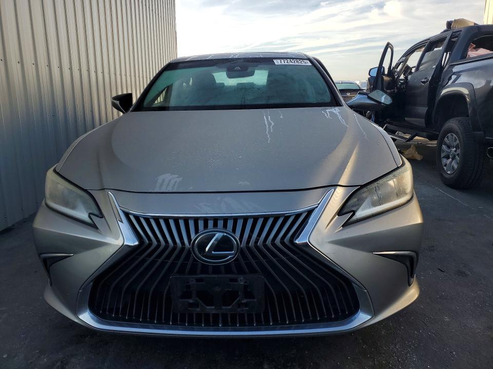 49094576 :رقم المزاد ، 58ACZ1B1XLU057080 vin ، 2020 Lexus Es 350 مزاد بيع