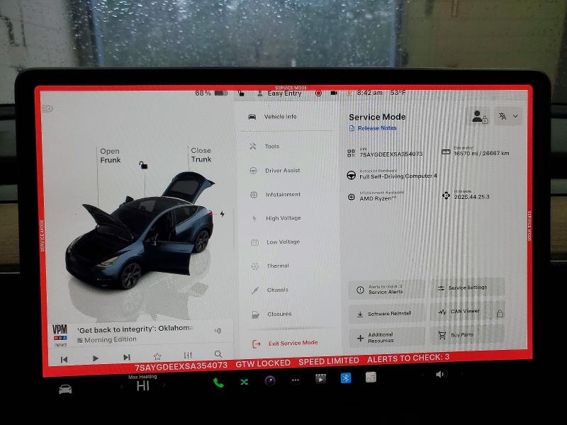 79030475 :رقم المزاد ، 7SAYGDEEXSA354073 vin ، 2025 Tesla Model Y مزاد بيع