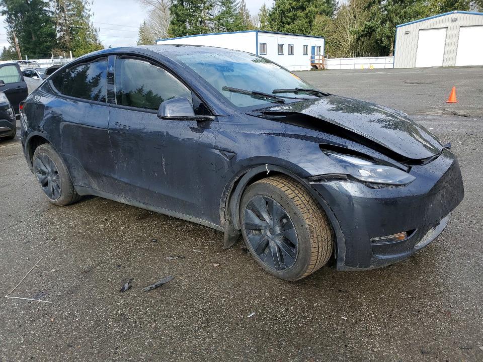 2025 Tesla Model Y მანქანა იყიდება აუქციონზე, vin: 7SAYGDEE3SF241715, აუქციონის ნომერი: 78733485