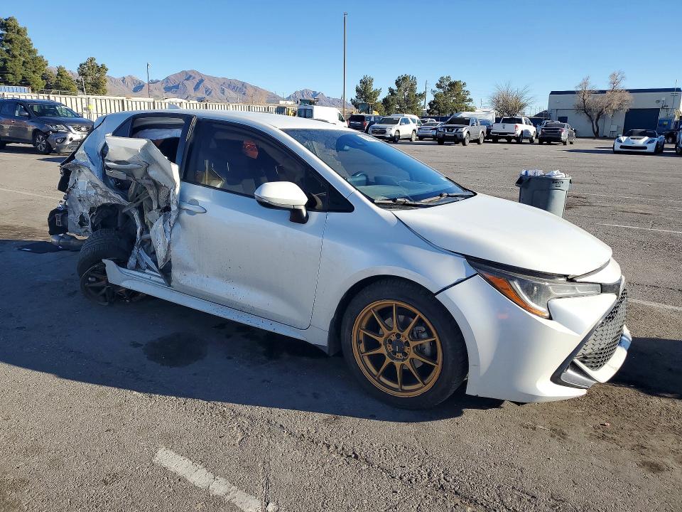 Продажа на аукционе авто 2021 Toyota Corolla Hatchback, vin: JTNB4MBE2M3106401, номер лота: 79255615