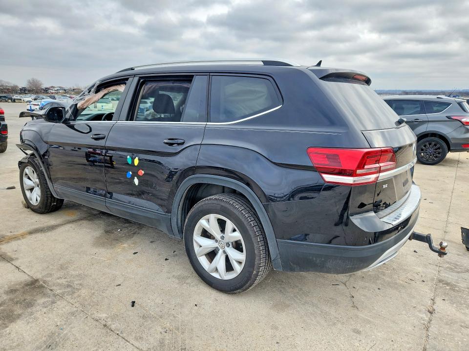 2018 Volkswagen Atlas მანქანა იყიდება აუქციონზე, vin: 1V2DR2CA9JC540551, აუქციონის ნომერი: 77899405