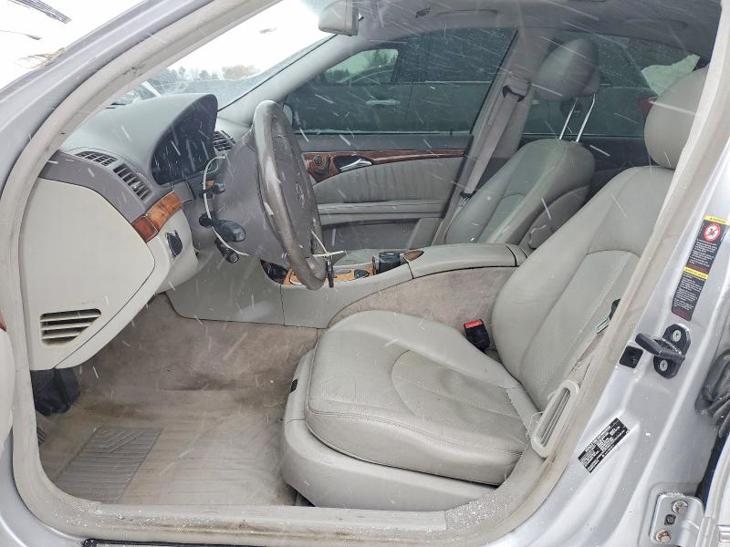 2004 Mercedes-benz E მანქანა იყიდება აუქციონზე, vin: WDBUF83J04X112828, აუქციონის ნომერი: 76794335