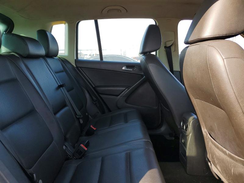 2016 Volkswagen Tiguan მანქანა იყიდება აუქციონზე, vin: WVGBV7AX5GW549212, აუქციონის ნომერი: 76987895