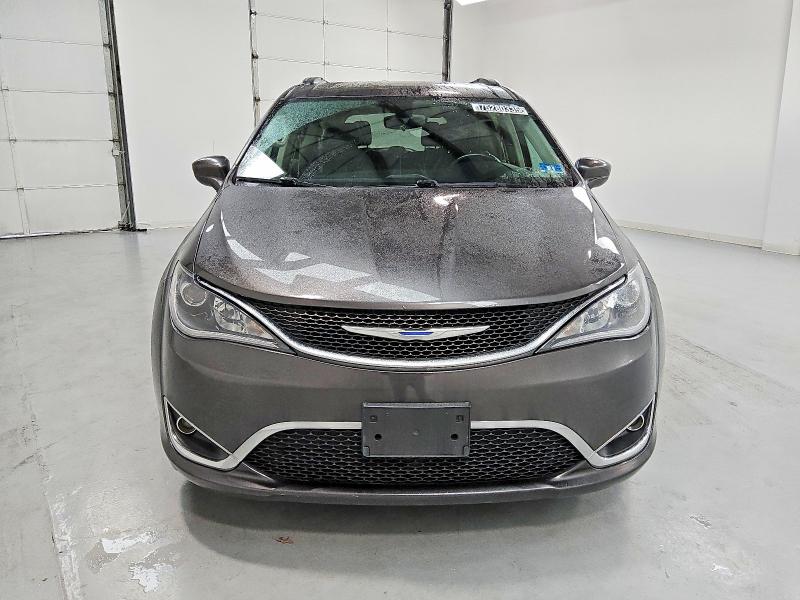 75280335 :رقم المزاد ، 2C4RC1BG9JR144684 vin ، 2018 Chrysler Pacifica مزاد بيع