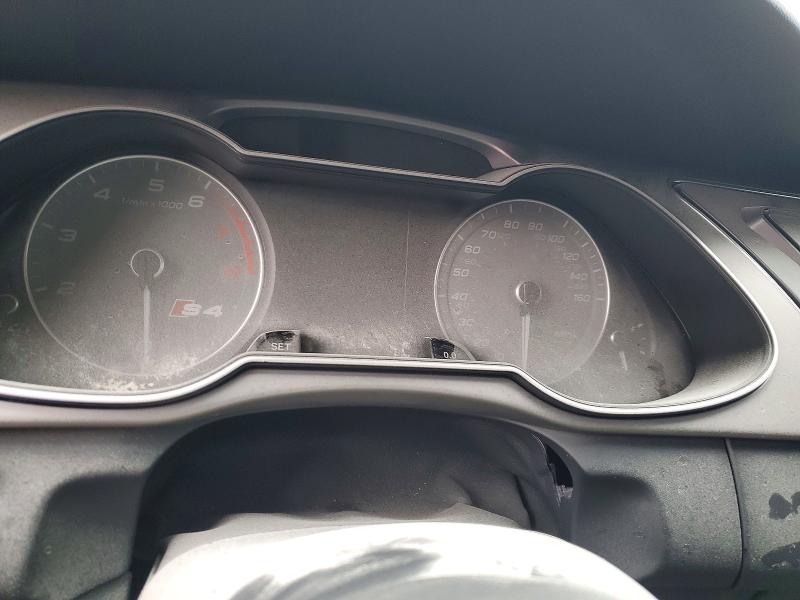 2013 Audi S4 მანქანა იყიდება აუქციონზე, vin: WAUKGAFL5DA079786, აუქციონის ნომერი: 77500195