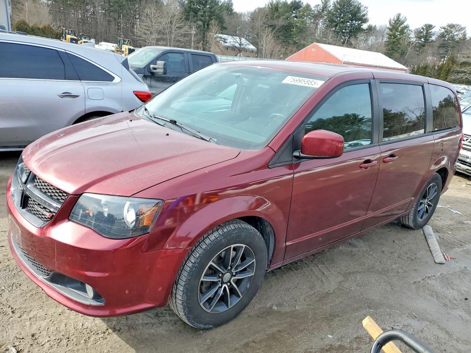 75995885 :رقم المزاد ، 2C4RDGBG1JR220902 vin ، 2018 Dodge Grand Caravan مزاد بيع