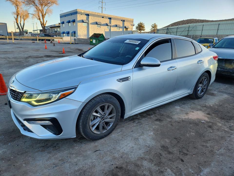 75688565 :رقم المزاد ، 5XXGT4L30LG393245 vin ، 2020 Kia Optima مزاد بيع
