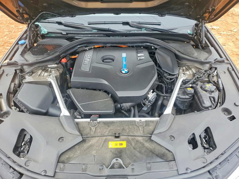 77075645 :رقم المزاد ، WBAJB1C58JB374757 vin ، 2018 Bmw 530xe مزاد بيع