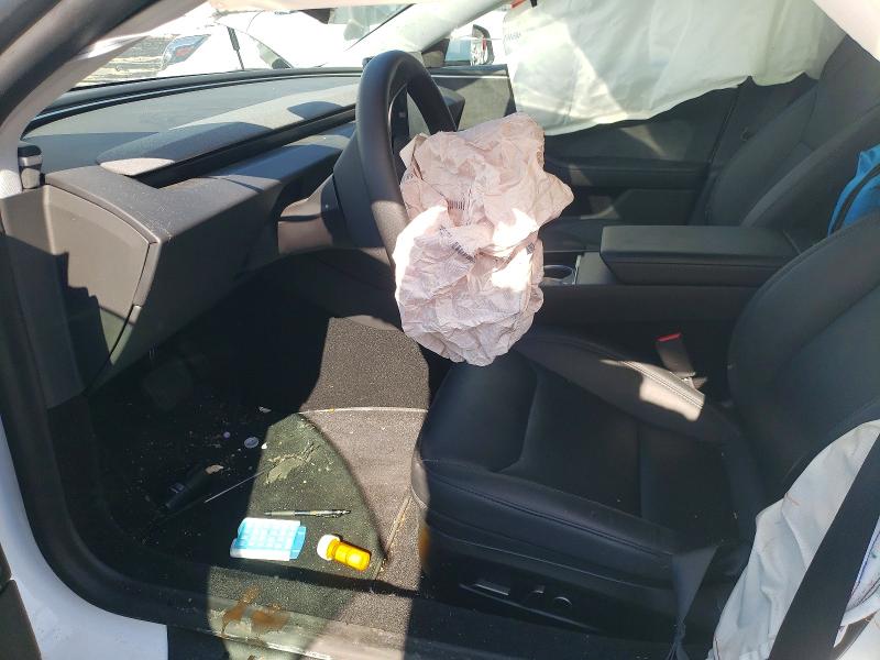 78500415 :رقم المزاد ، 5YJ3E1EB1SF938284 vin ، 2025 Tesla Model 3 مزاد بيع