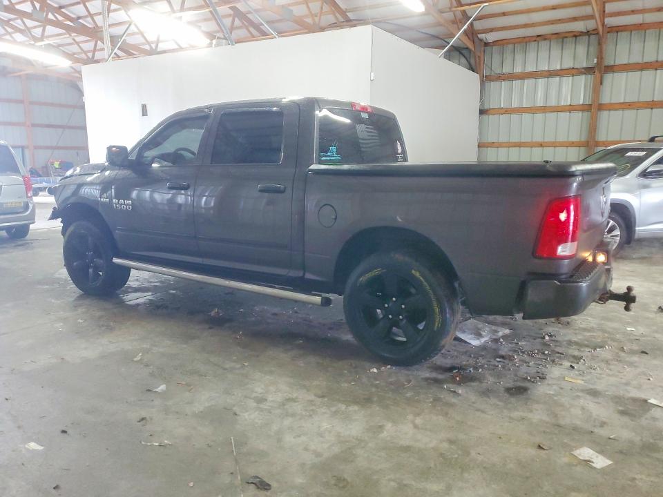 77850635 :رقم المزاد ، 3C6RR7KT9JG129873 vin ، 2018 Ram 1500 مزاد بيع