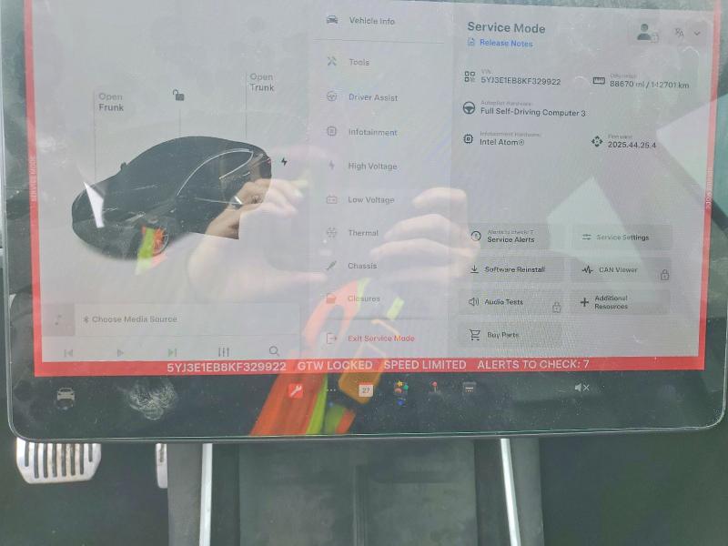 Продажа на аукционе авто 2019 Tesla Model 3, vin: 5YJ3E1EB8KF329922, номер лота: 79282215