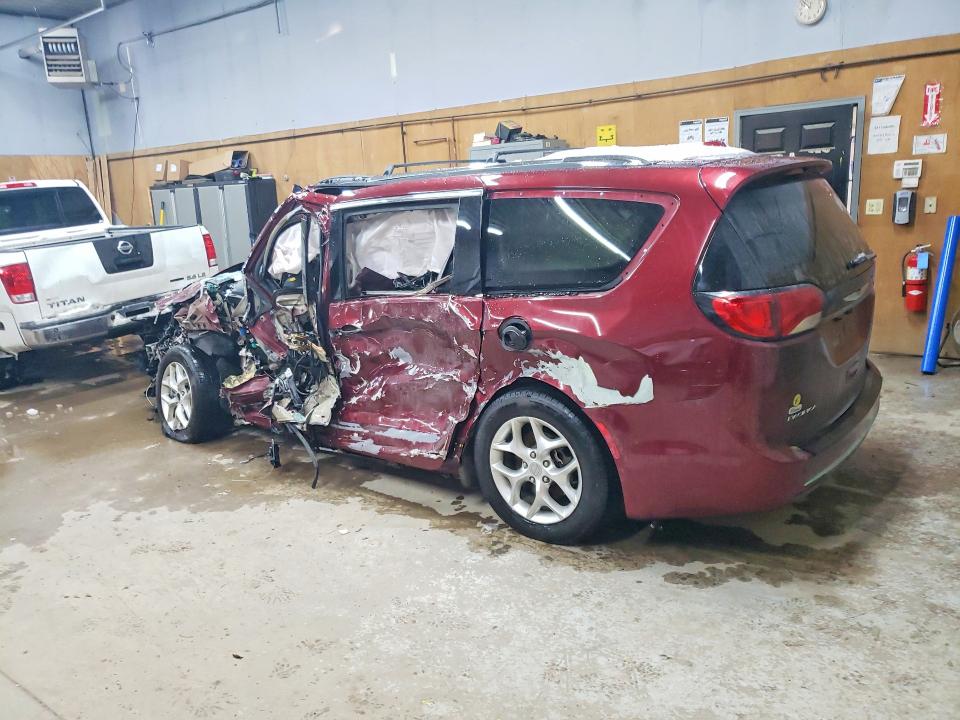 Продаж на аукціоні авто 2020 Chrysler Pacifica, vin: 2C4RC1GGXLR284366, номер лоту: 74783125