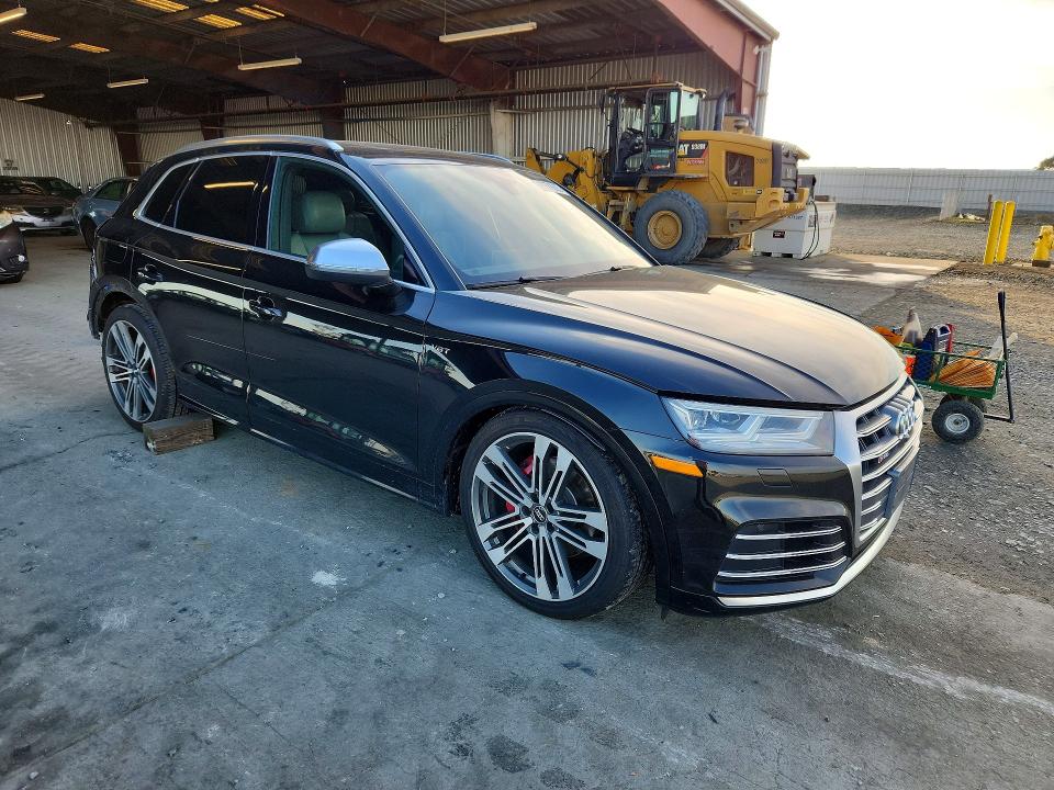 Продажа на аукционе авто 2018 Audi Sq5, vin: WA1C4AFY9J2208513, номер лота: 75779225