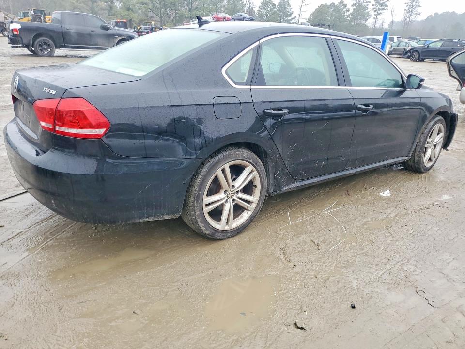 2014 Volkswagen Passat მანქანა იყიდება აუქციონზე, vin: 1VWBT7A38EC035521, აუქციონის ნომერი: 77532835