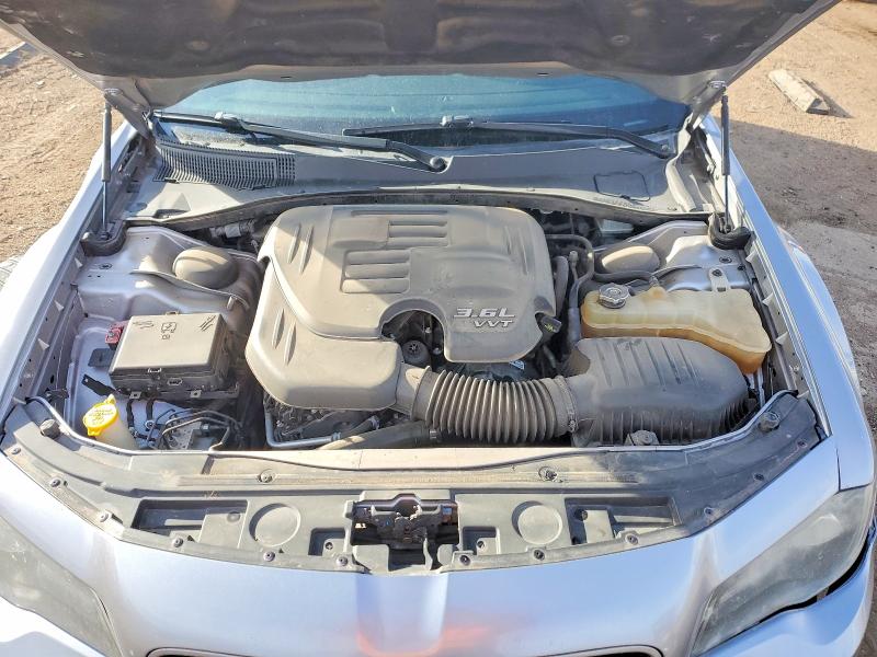 77692435 :رقم المزاد ، 2C3CCAGG7JH240760 vin ، 2018 Chrysler 300 مزاد بيع
