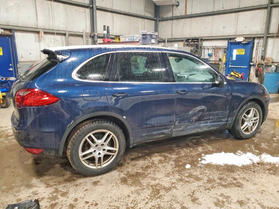 76119945 :رقم المزاد ، WP1AA2A2XBLA06529 vin ، 2011 Porsche Cayenne مزاد بيع