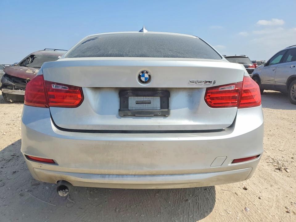 Aukcja sprzedaży 2014 Bmw 320 I, vin: WBA3B1G56ENT01054, numer aukcji: 77329745