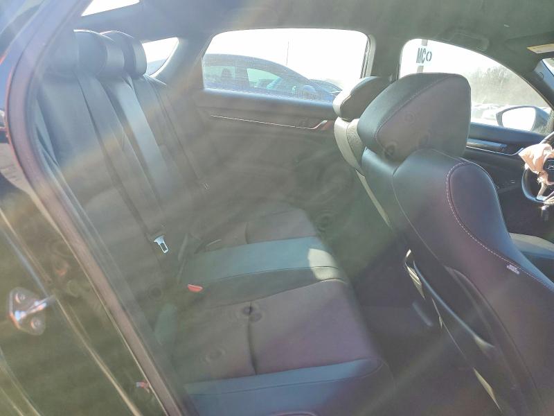 Auction sale of the 2019 Honda Accord, vin: 1HGCV1F3XKA062445, lot number: 76602125
