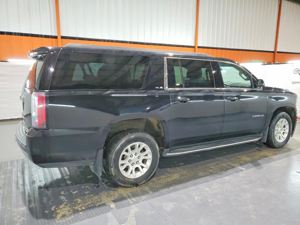 78426115 :رقم المزاد ، 1GKS2FKC0HR118140 vin ، 2017 Gmc Yukon Xl مزاد بيع