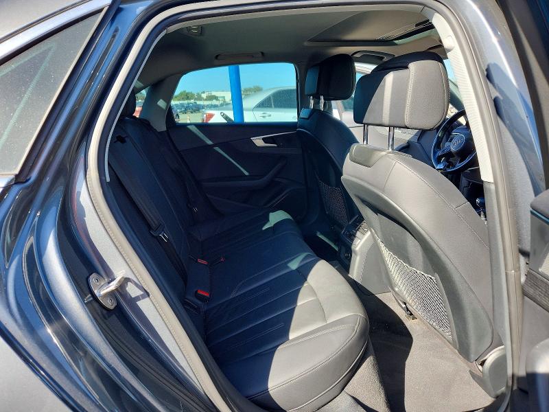 Продажа на аукционе авто 2019 Audi A4, vin: WAUGMAF43KA015542, номер лота: 76075375