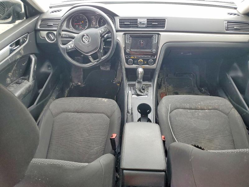 Продажа на аукционе авто 2018 Volkswagen Passat, vin: 1VWAA7A3XJC027500, номер лота: 75312935