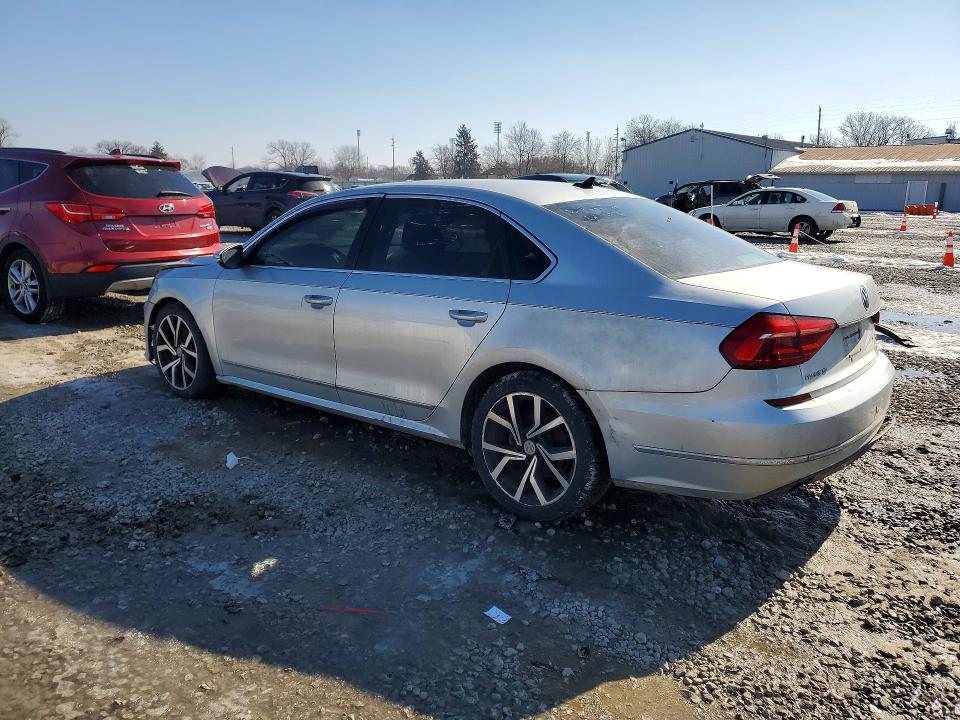 77400485 :رقم المزاد ، 1VWBT7A3XGC010140 vin ، 2016 Volkswagen Passat مزاد بيع