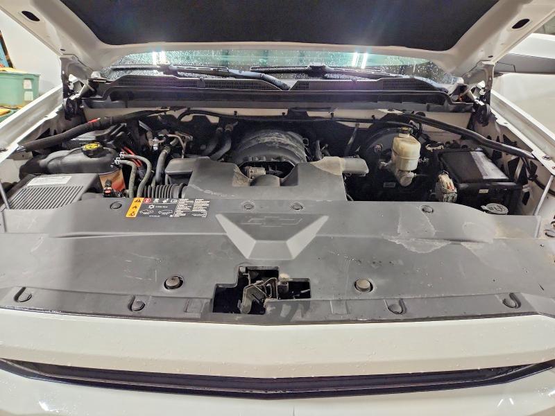 Продажа на аукционе авто 2018 Chevrolet Silverado, vin: 3GCUKREC9JG475971, номер лота: 76310275
