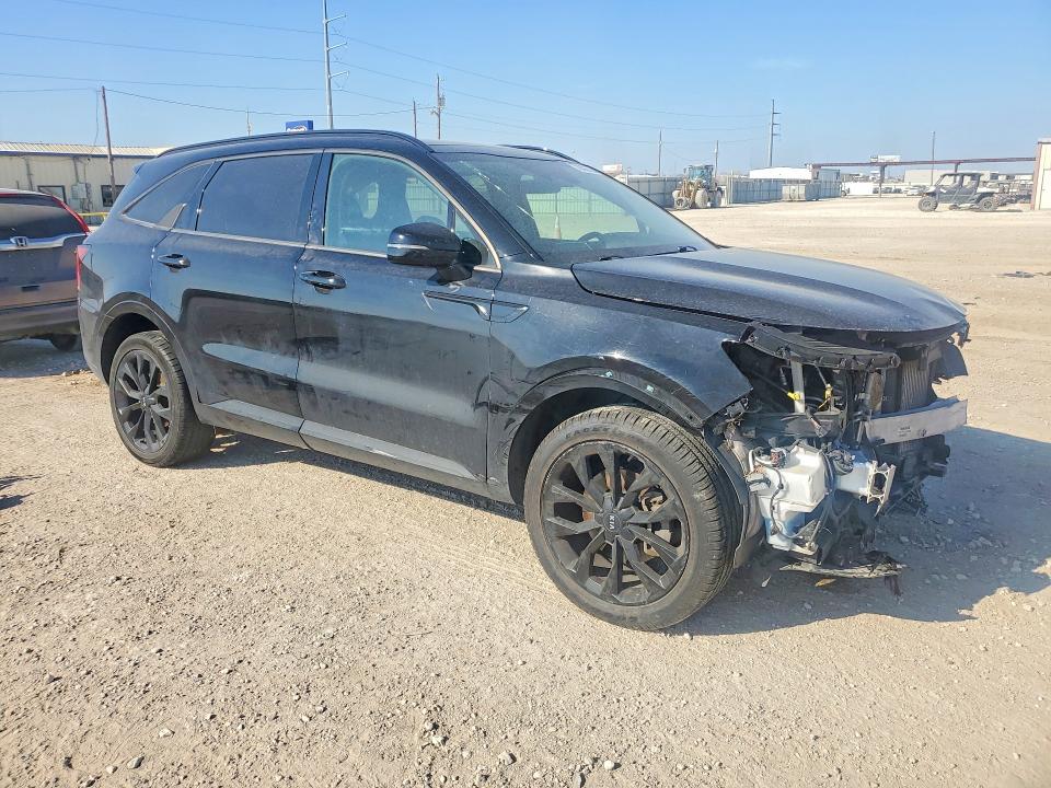 73692535 :رقم المزاد ، 5XYRKDLFXMG047626 vin ، 2021 Kia Sorento مزاد بيع