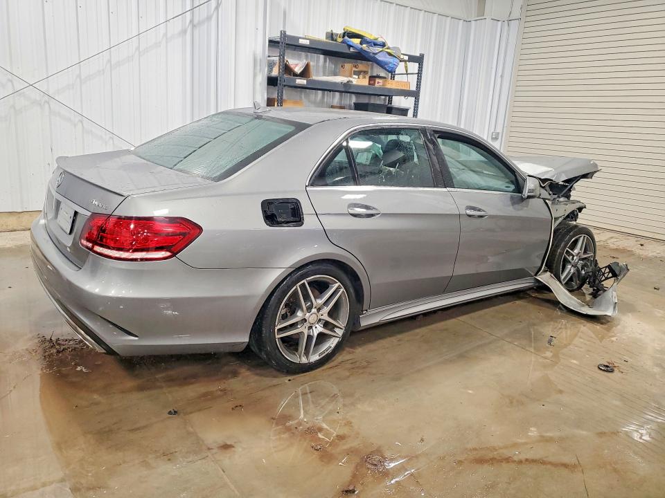 76711805 :رقم المزاد ، WDDHF8JB0FB144313 vin ، 2015 Mercedes-benz E مزاد بيع