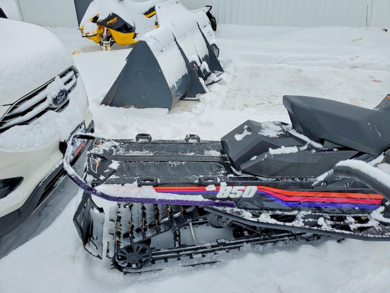 Продажа на аукционе авто 2022 Ski-doo Snowmobile, vin: 2BPSUGNA2NV000013, номер лота: 75617775