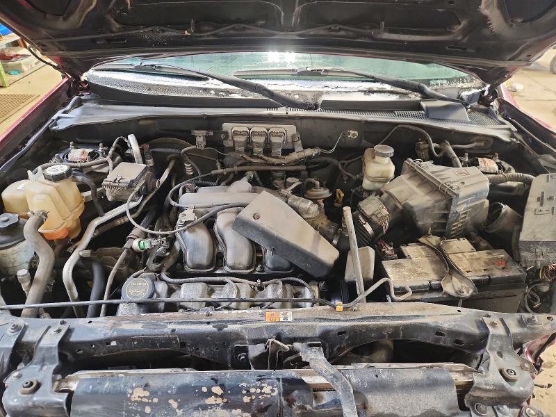 77240225 :رقم المزاد ، 1FMYU94135KD09256 vin ، 2005 Ford Escape مزاد بيع