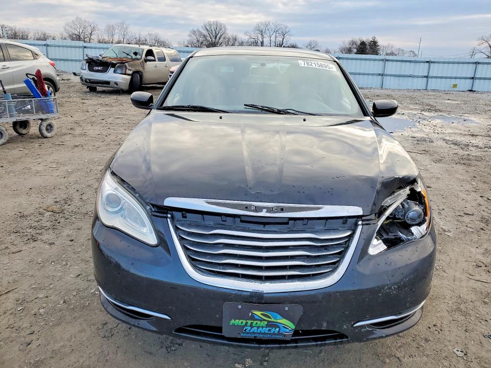 78215895 :رقم المزاد ، 1C3CCBAB0DN606279 vin ، 2013 Chrysler 200 مزاد بيع