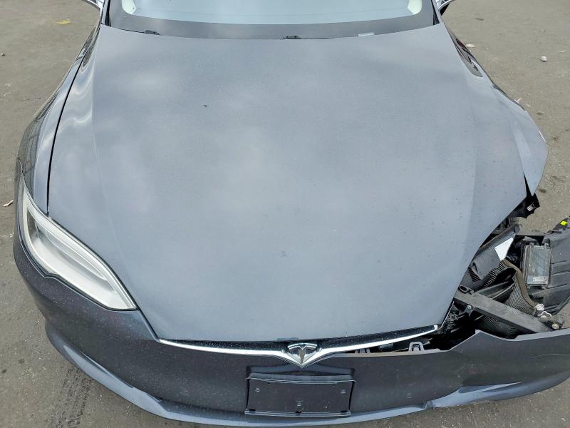 Продаж на аукціоні авто 2018 Tesla Model S, vin: 5YJSA1E25JF276070, номер лоту: 76934455