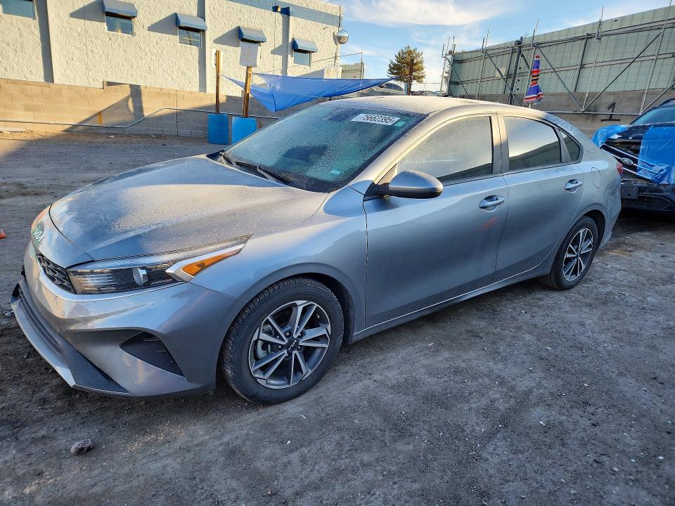 75662395 :رقم المزاد ، 3KPF24AD3NE456876 vin ، 2022 Kia Forte مزاد بيع